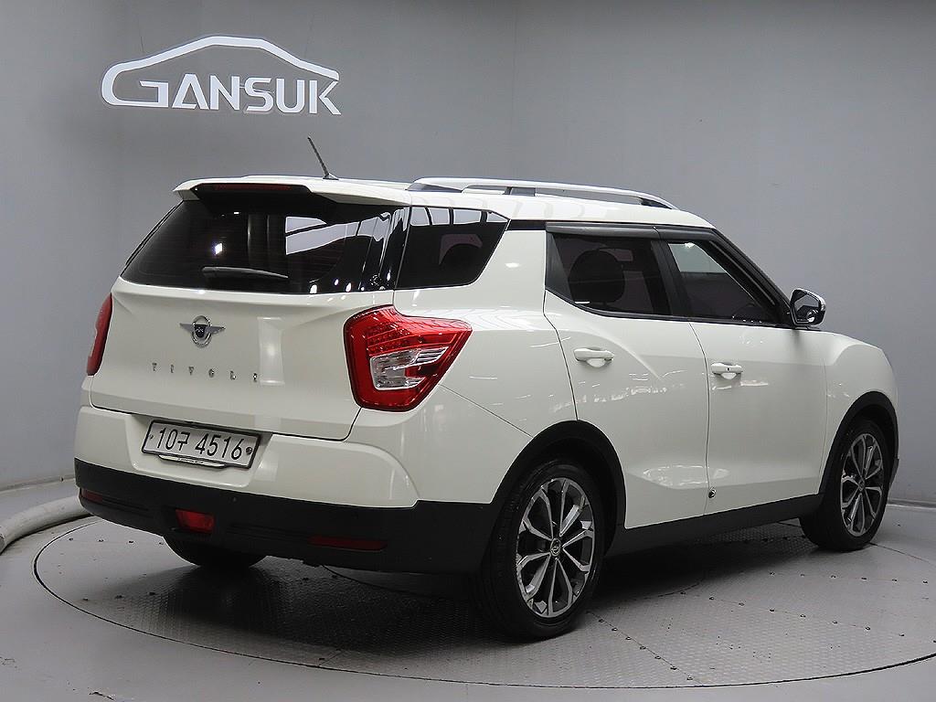 Ssangyong Tivoli - Vista 7