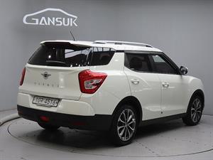 Ssangyong Tivoli - Vista 8