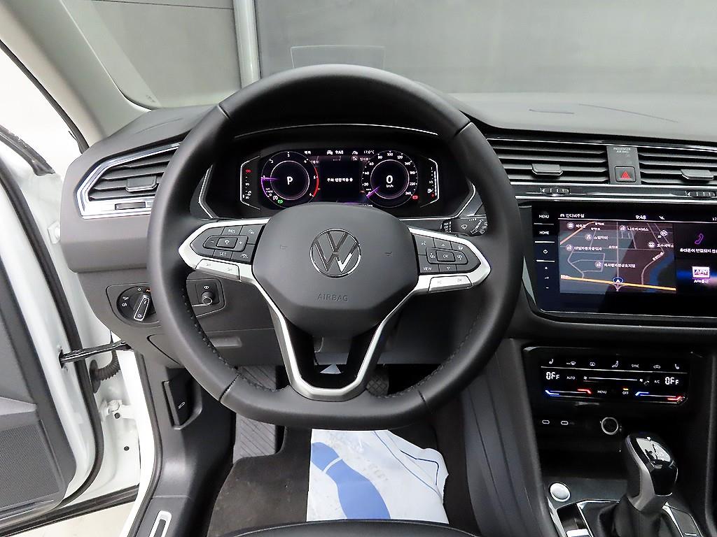 Volkswagen Tiguan - Vista 9