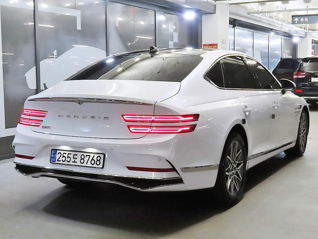 Genesis G80 - Vista 4