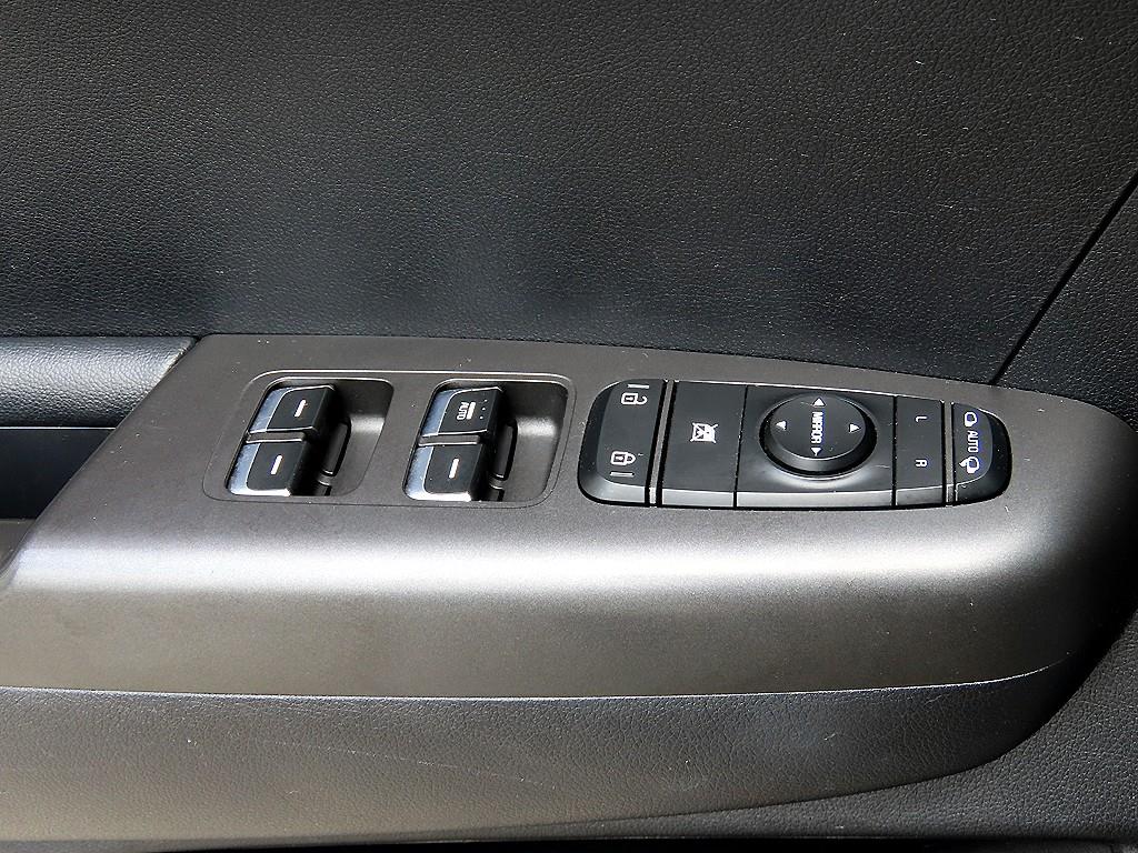 KIA Sportage - Vista 11