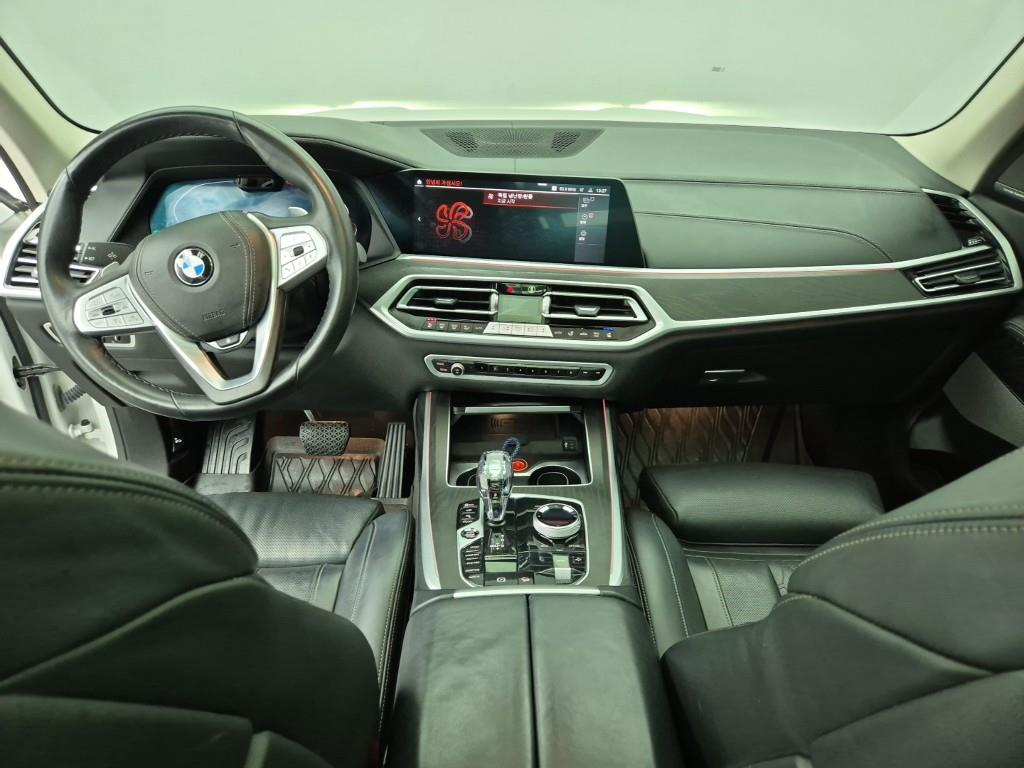 BMW X7 - Vista 5