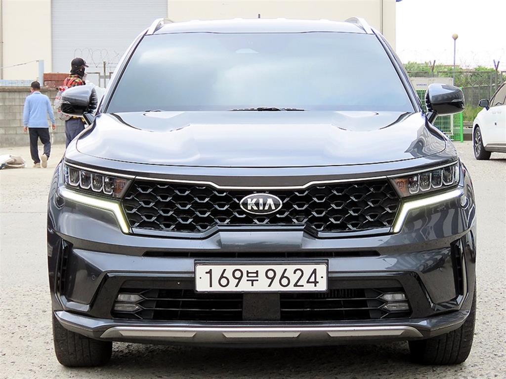KIA Sorento 2021 Gris - Importación desde Corea - HF Imports Iquique - Foto 1