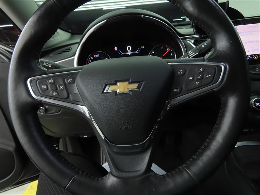 Chevrolet Malibu - Vista 8