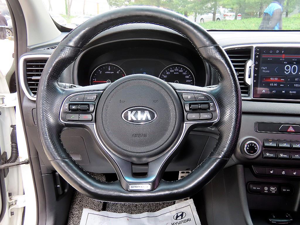 KIA Sportage - Vista 8