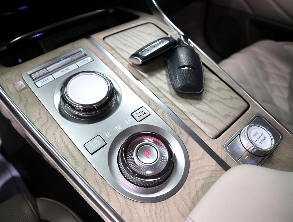 Genesis GV80 2023 Blanco - Importación desde Corea - HF Imports Iquique - Foto 13