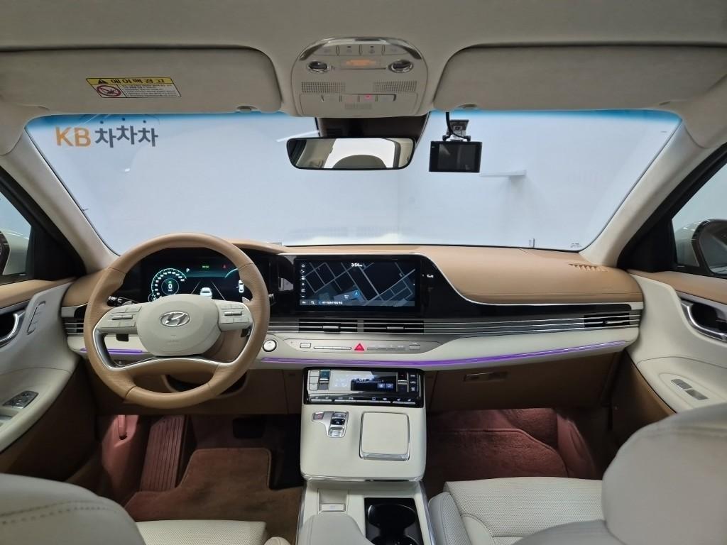 HYUNDAI Grandeur - Vista 6