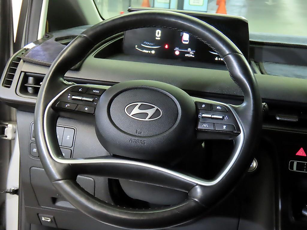 HYUNDAI Staria - Vista 8
