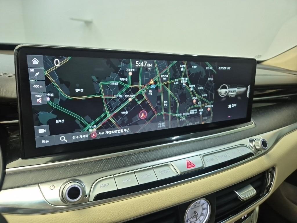 KIA K9 - Vista 8