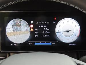 HYUNDAI Avante - Vista 10