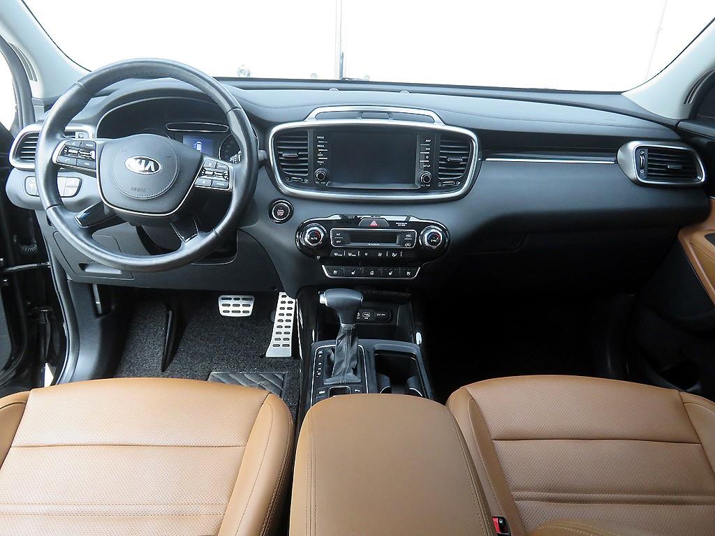 KIA Sorento - Vista 9