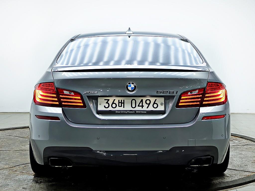 BMW 5 Series - Vista 5