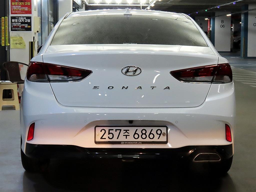 HYUNDAI Sonata - Vista 5