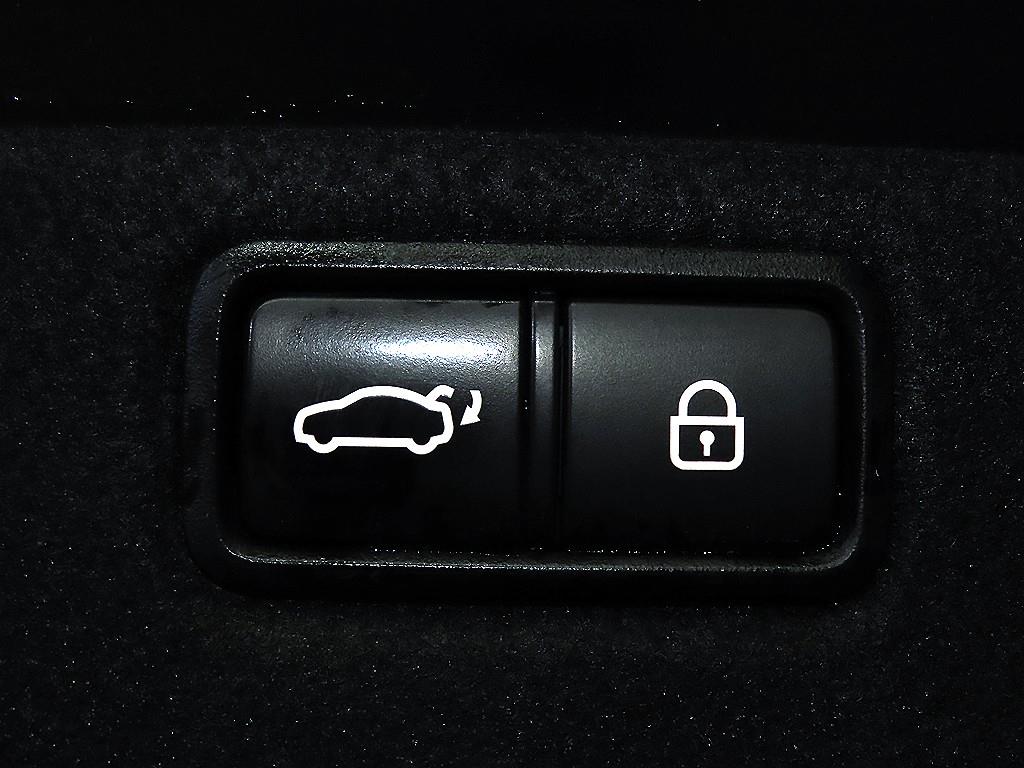 Genesis G80 2018 Negro - Importación desde Corea - HF Imports Iquique - Foto 16