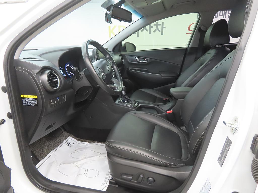 HYUNDAI Kona - Vista 5