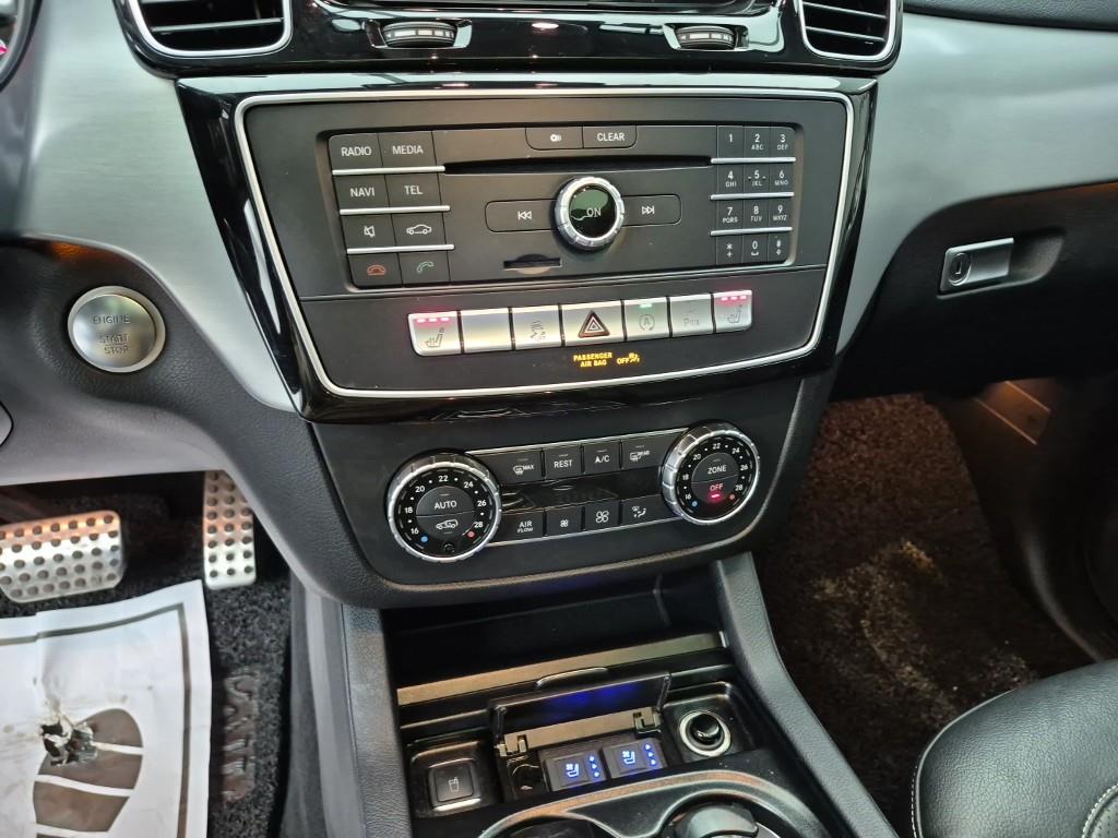 Mercedes Benz GLE Class - Vista 10