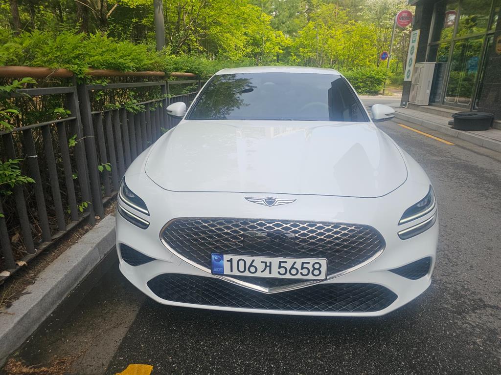 Genesis G70 - Vista 5