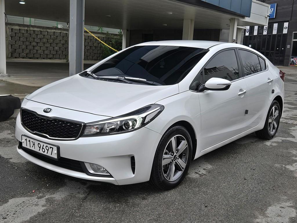 KIA K3 - Vista 2