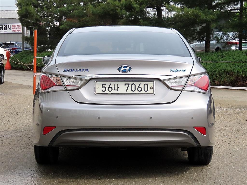 HYUNDAI Sonata - Vista 4