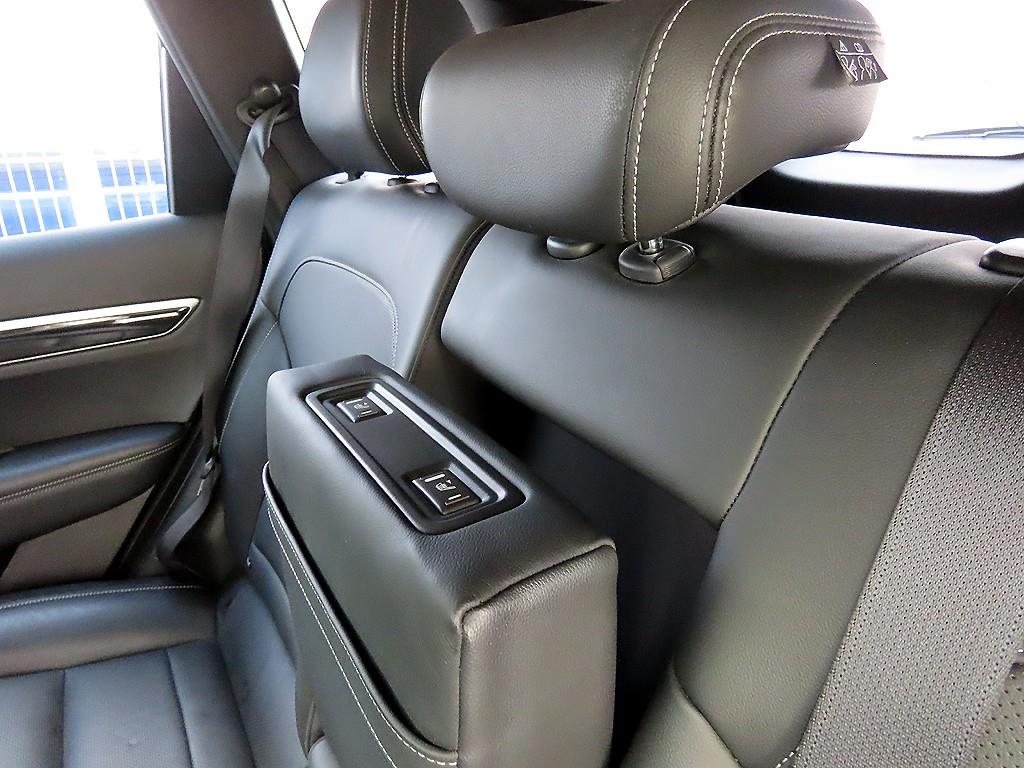 SAMSUNG QM6 2019 Negro - Importación desde Corea - HF Imports Iquique - Foto 16