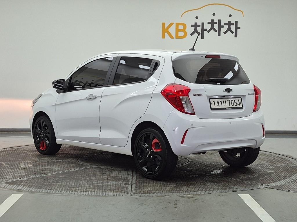Chevrolet Spark - Vista 3
