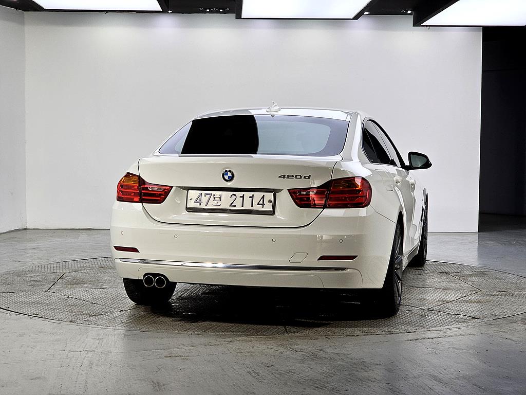 BMW 4 Series - Vista 3