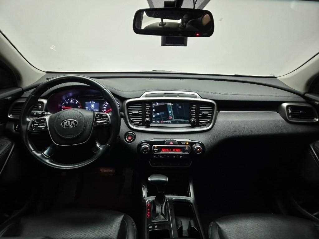 KIA Sorento - Vista 7