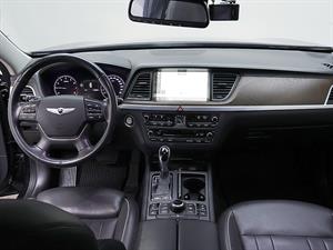 HYUNDAI Genesis - Vista 10