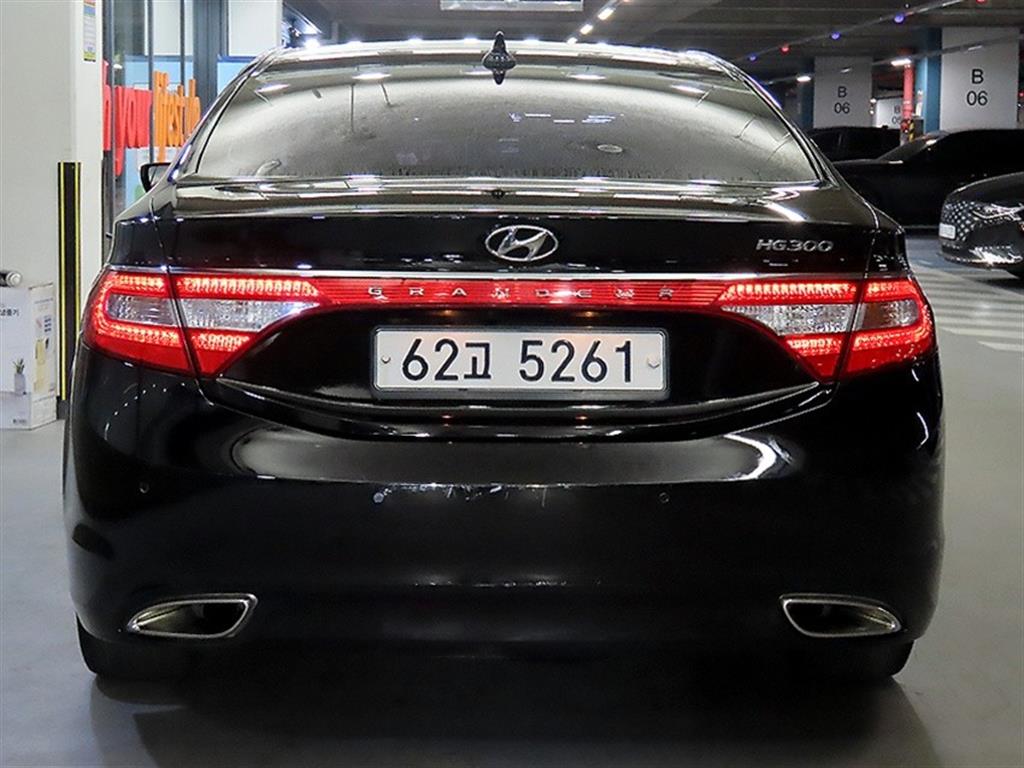 HYUNDAI Grandeur - Vista 5