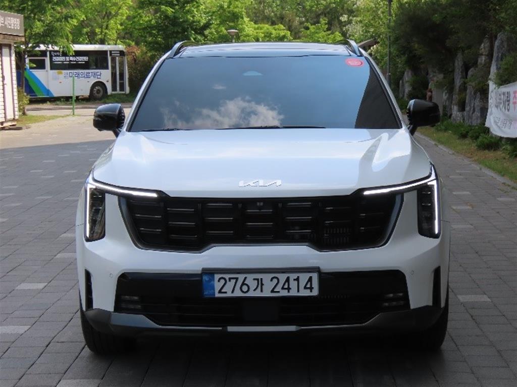 KIA Sorento 2024 Blanco - Importación desde Corea - HF Imports Iquique - Foto 1