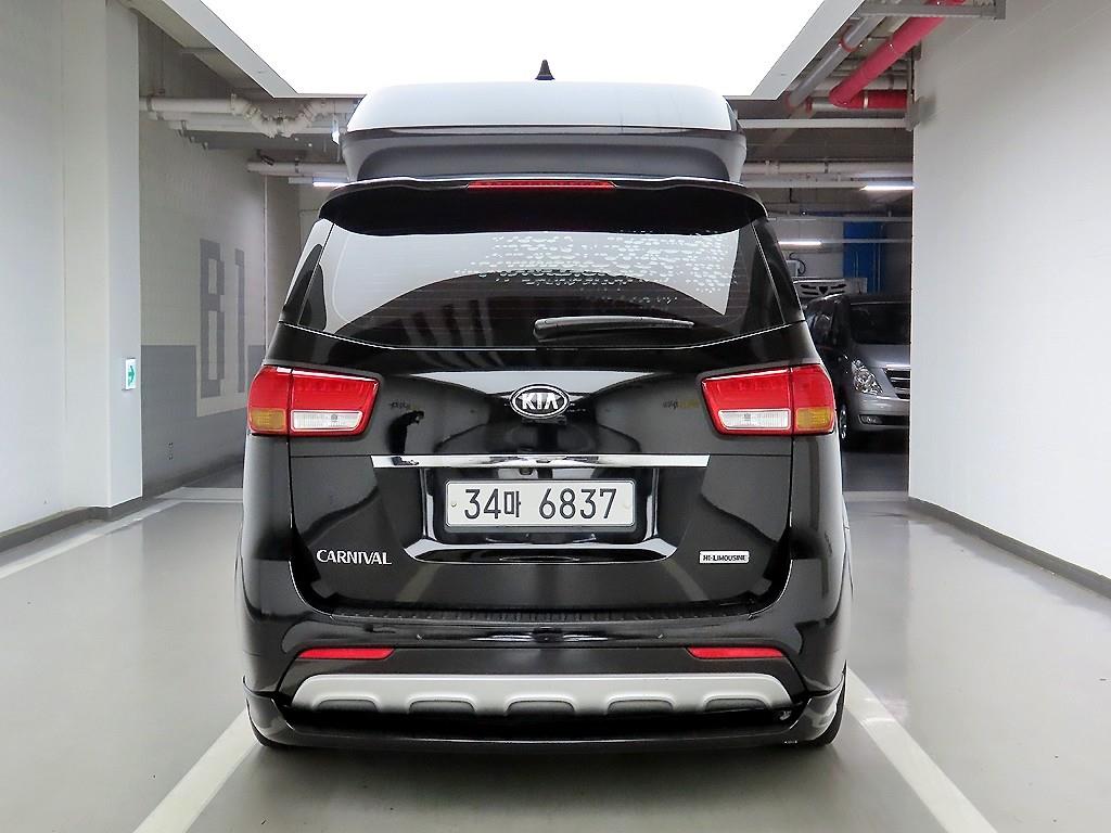 KIA Carnival - Vista 3