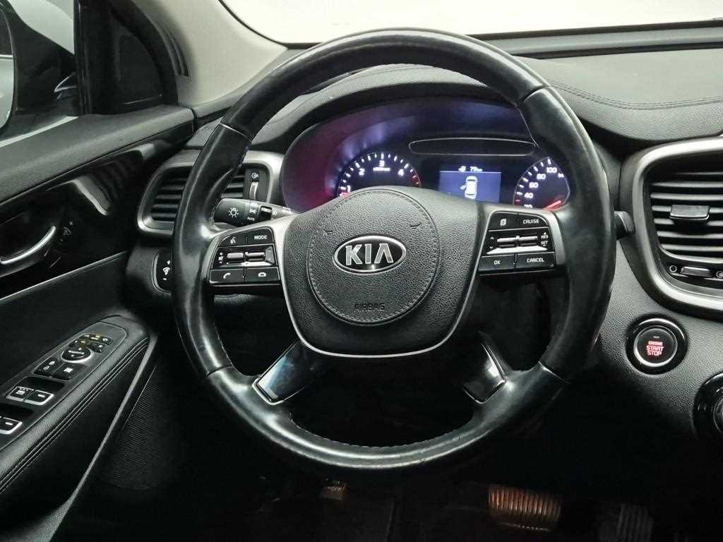 KIA Sorento - Vista 9
