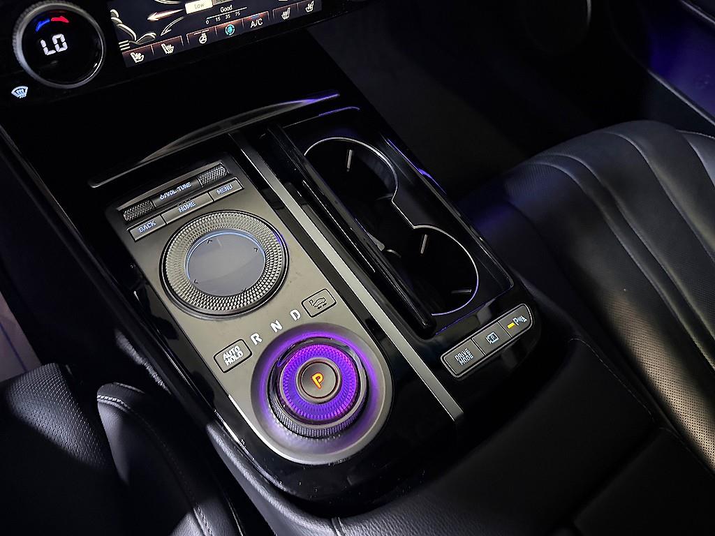 Genesis G80 - Vista 12