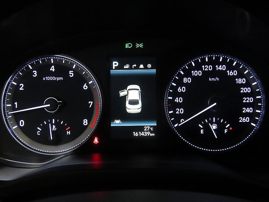 HYUNDAI Grandeur - Vista 9
