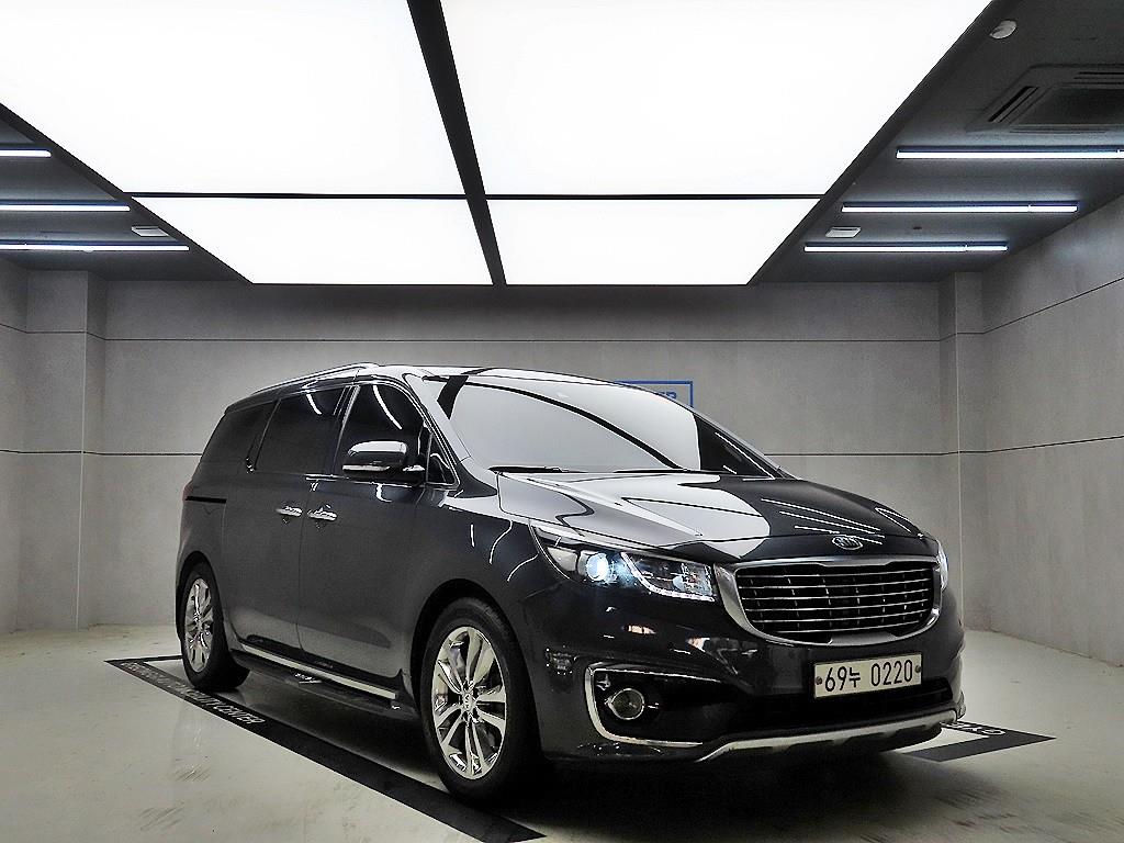 KIA Carnival 2016 Gris - Importación desde Corea - HF Imports Iquique - Foto 1