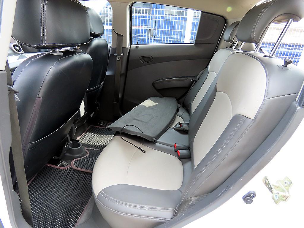 Chevrolet Spark - Vista 6