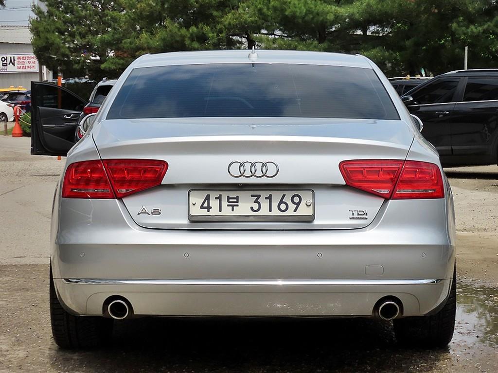 Audi A8 - Vista 4