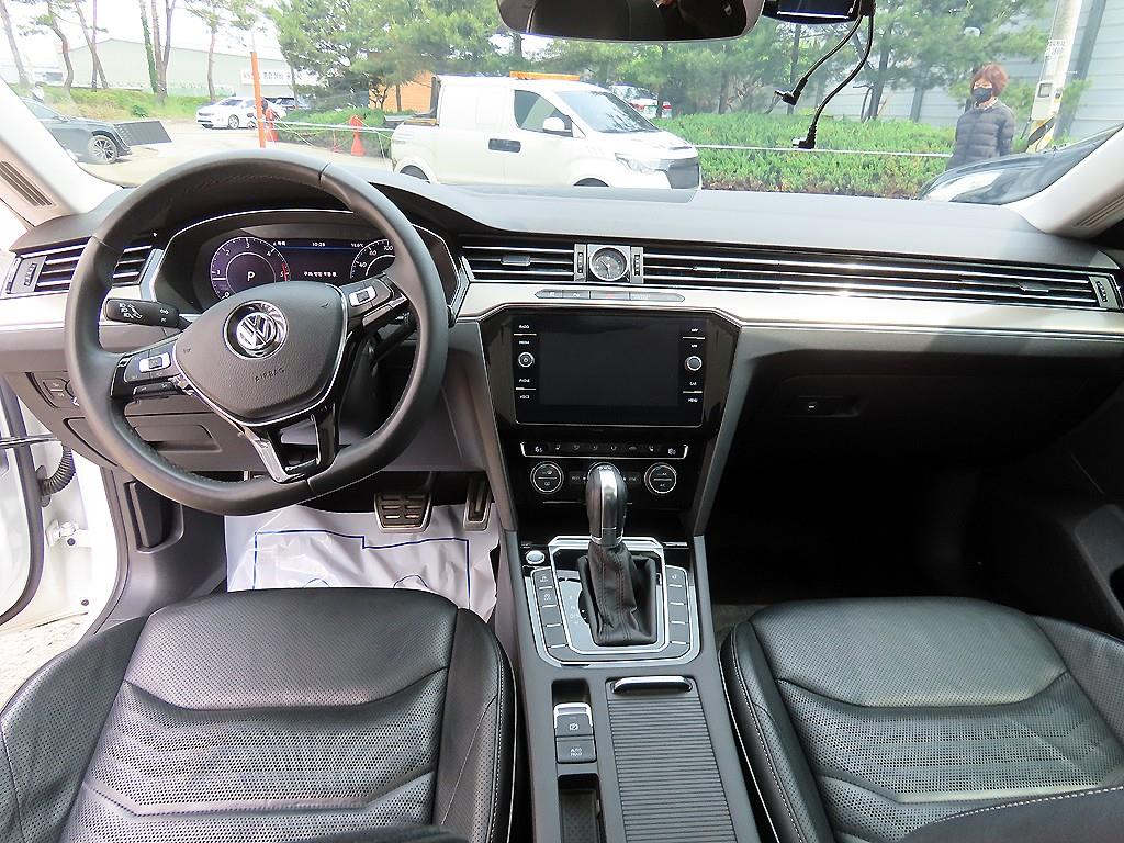 Volkswagen Arteon - Vista 7