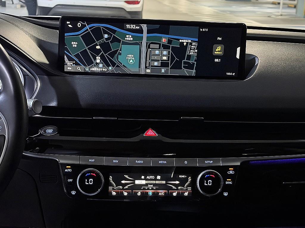 Genesis G80 - Vista 11