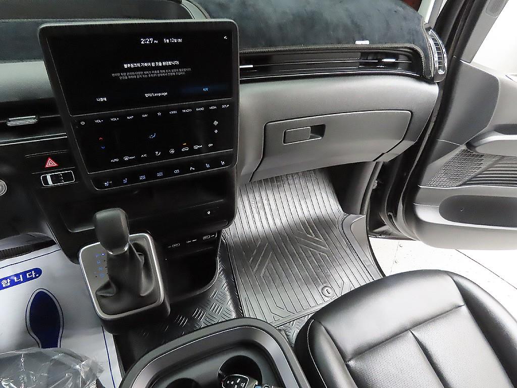 HYUNDAI Staria 2024 Negro - Importación desde Corea - HF Imports Iquique - Foto 7