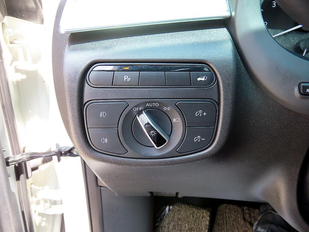 Infiniti QX - Vista 12