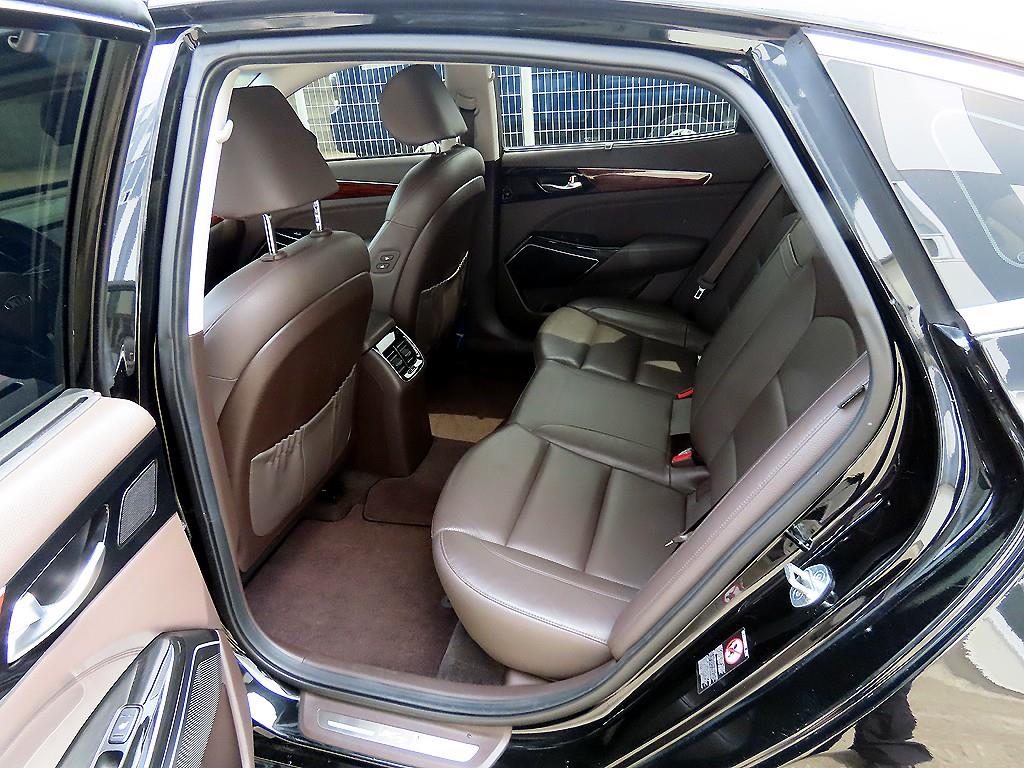 KIA K7 - Vista 6
