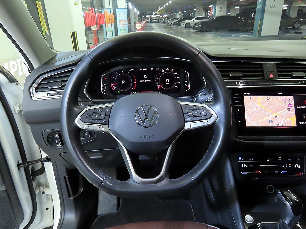 Volkswagen Tiguan - Vista 8