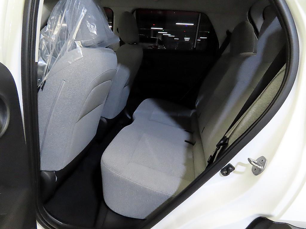 HYUNDAI Casper - Vista 7