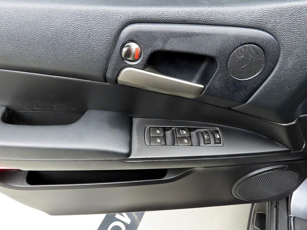 Ssangyong Korando - Vista 11