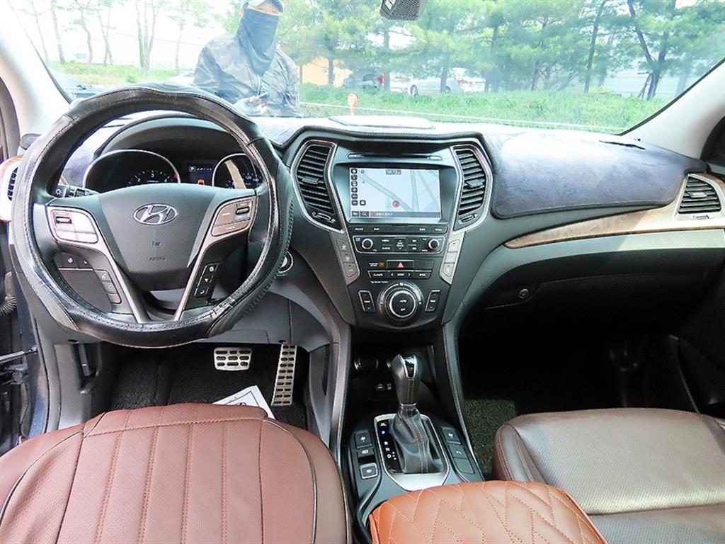 HYUNDAI Maxcruz - Vista 7