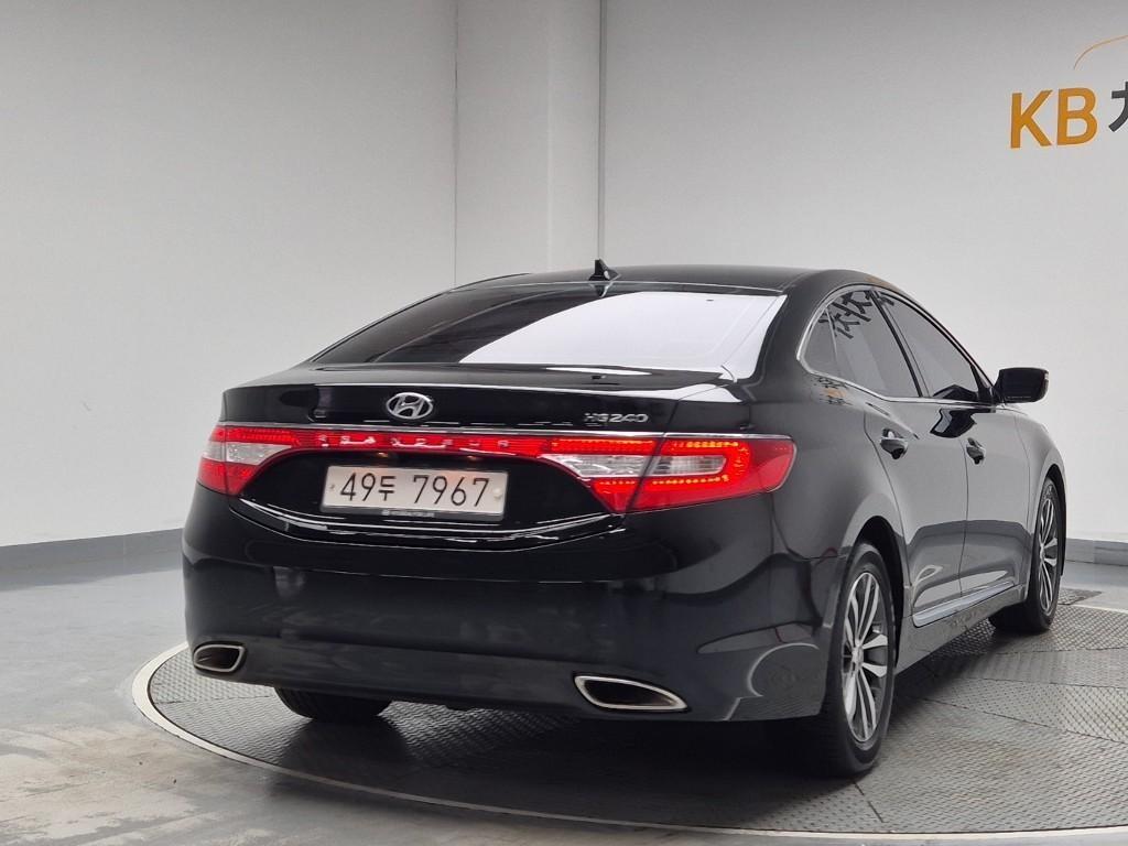 HYUNDAI Grandeur - Vista 2