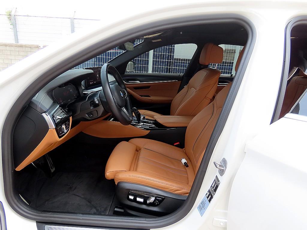 BMW 5 Series - Vista 5