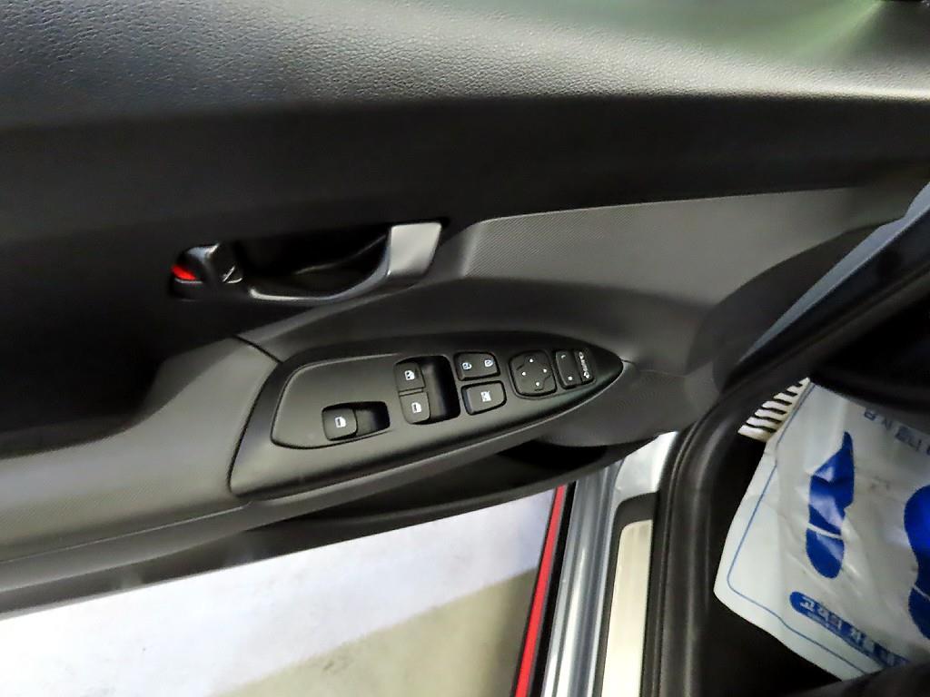 HYUNDAI Veloster 2019 Gris - Importación desde Corea - HF Imports Iquique - Foto 16