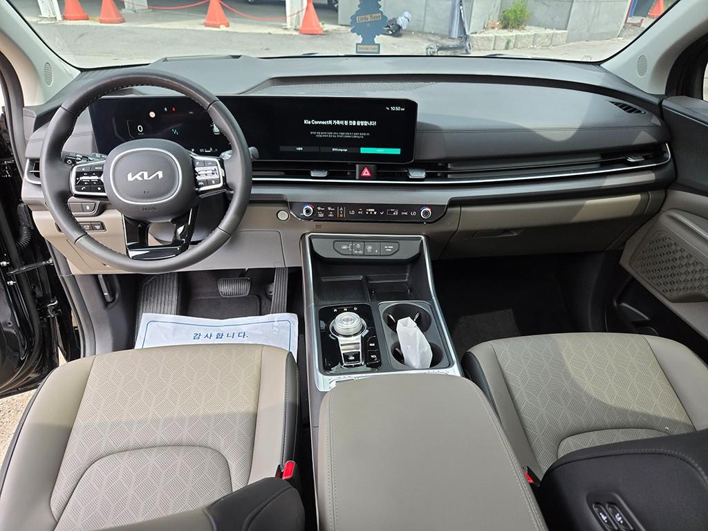 KIA Carnival - Vista 10